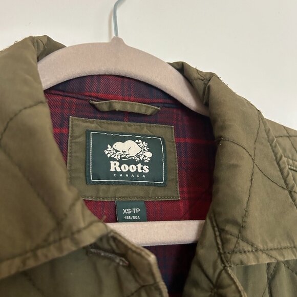 Roots Quilted Shacket - Picture 8 of 10